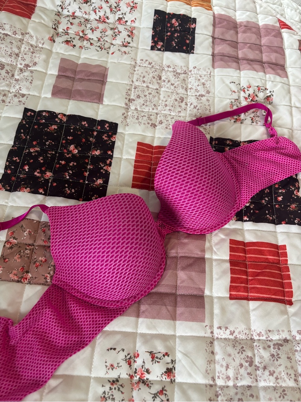 Victoria's Secret Hot Pink Mesh Contour Bra